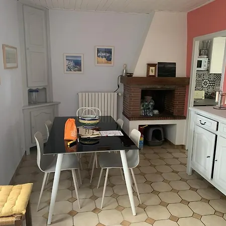 فيلة Les Dunes Jaunes De *